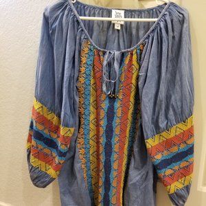 Ivy Jane Embroidered Chambray Boho Blouse
